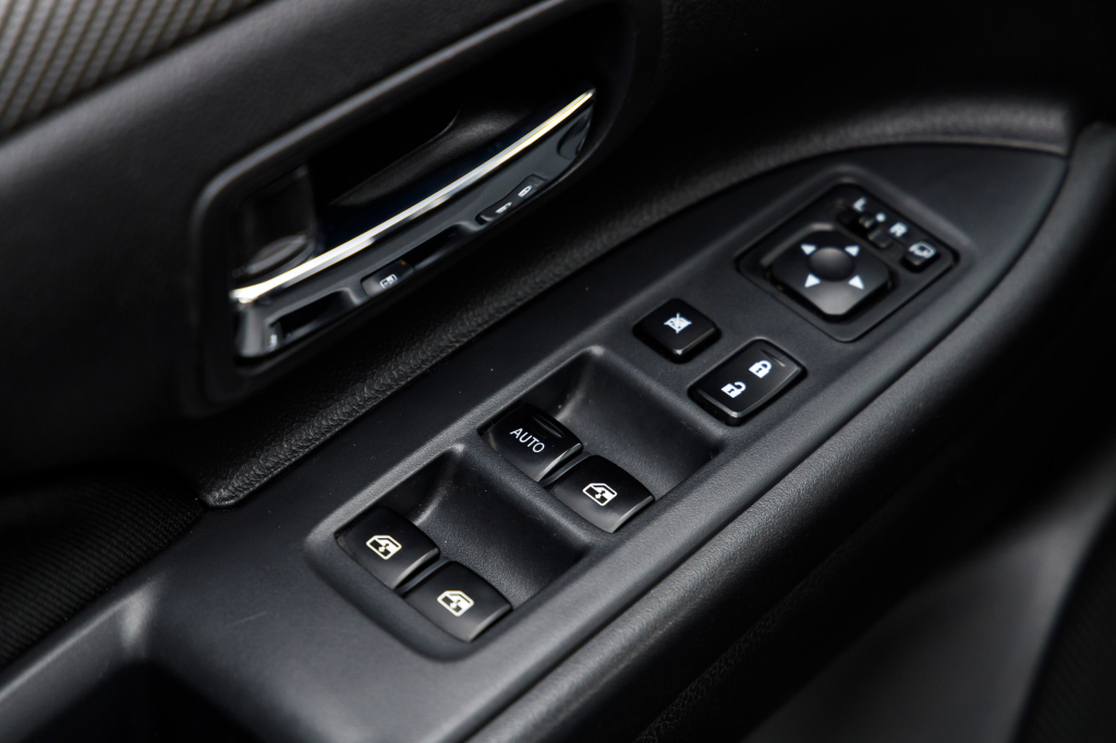 Mitsubishi Outlander 2018 photo 25