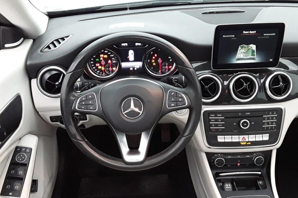 Mercedes-Benz CLA 2017 photo 3