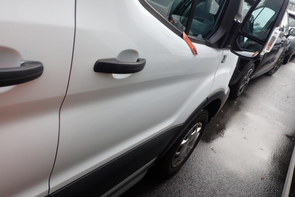 Ford Transit 2017 photo 8