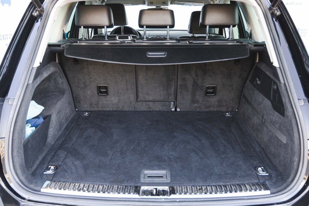 Volkswagen Touareg 2011 фото 33