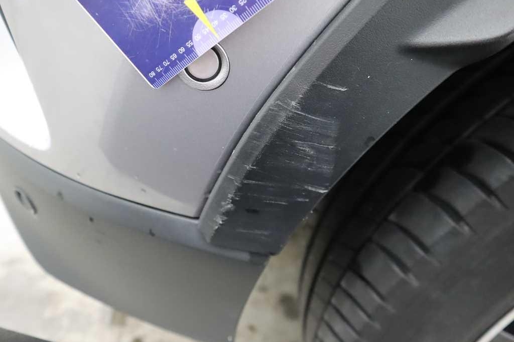 Toyota C-HR 2017 photo 45