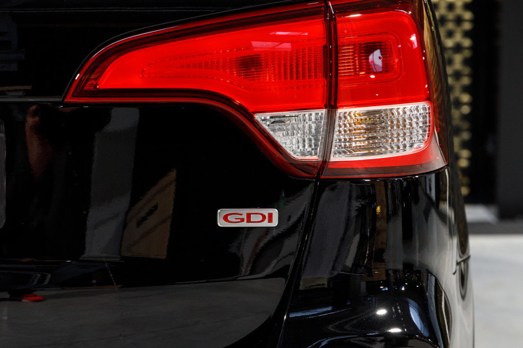 Kia Sorento LX photo 9