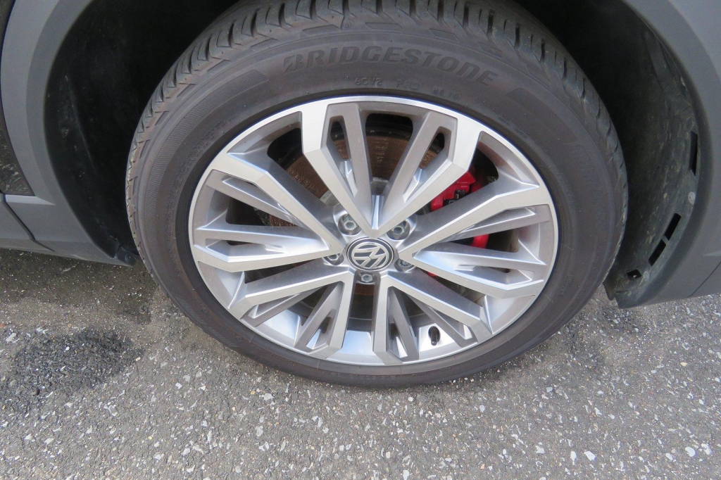 Volkswagen T-Roc 2019 фото 8