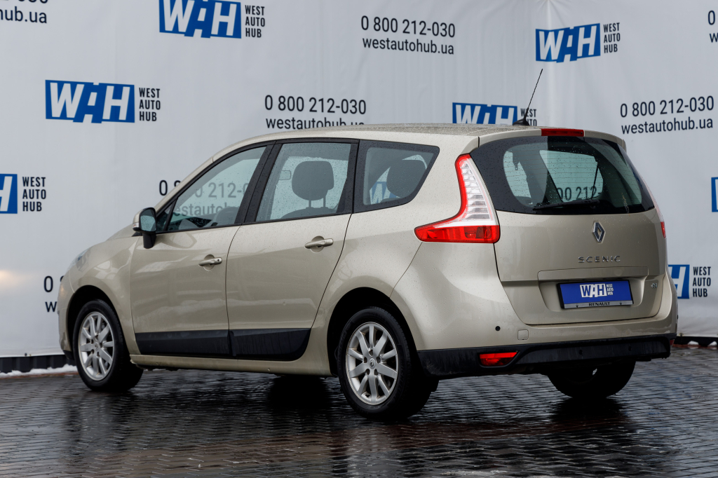 Renault Grand Scenic photo 3