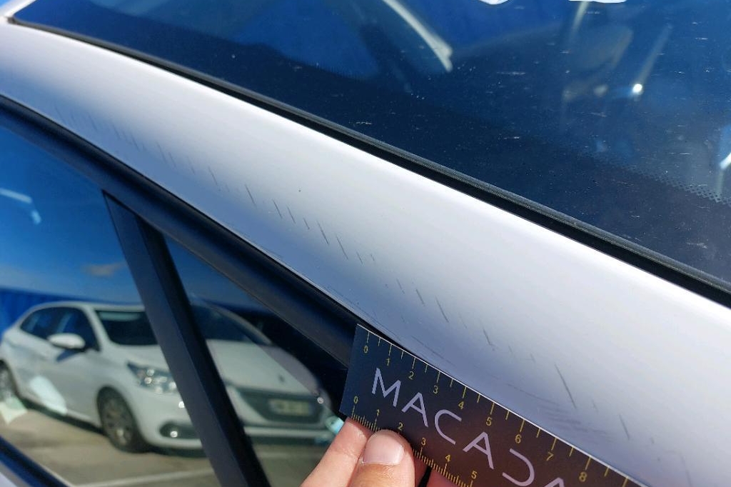 Peugeot 208 2017 фото 11