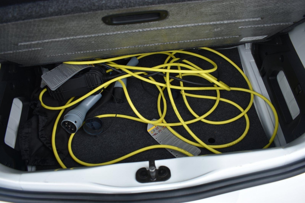 Volkswagen eUp! 2014 фото 2