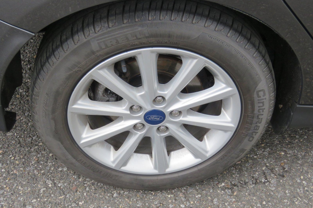 Ford Focus Turnier 2016 photo 4