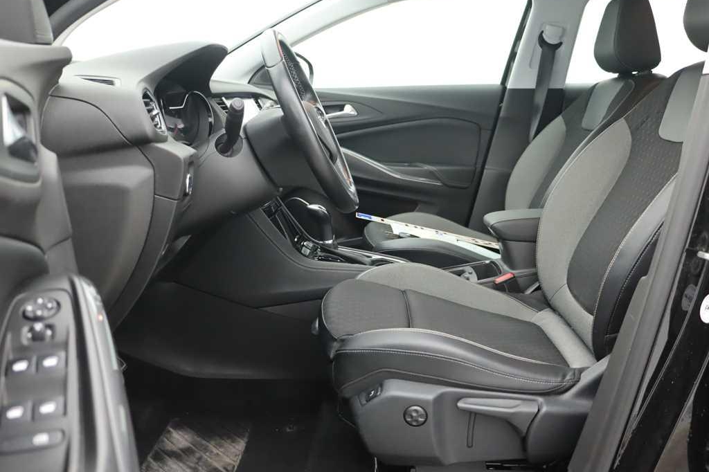 Opel Grandland X 2018 фото 2