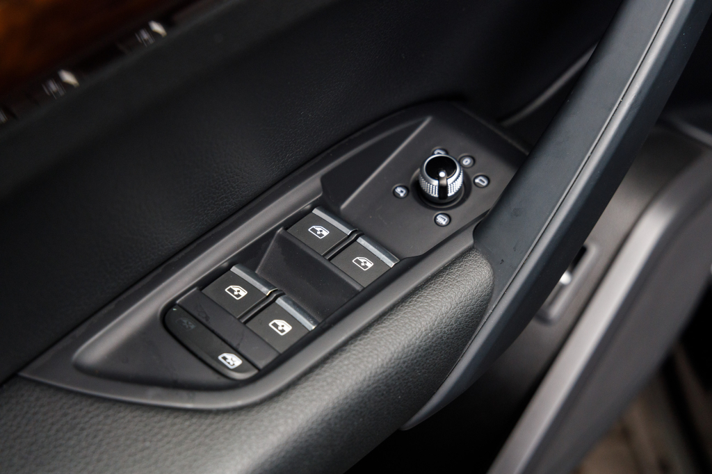 Audi Q5 Premium Plus 2018 фото 24