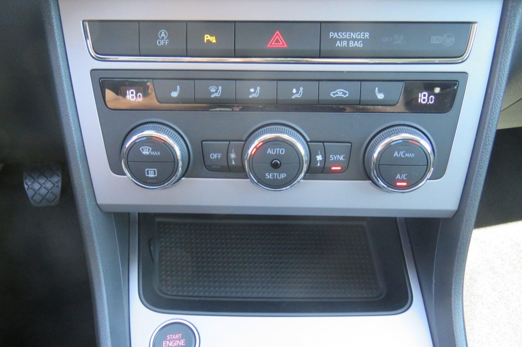 SEAT Leon ST 2020 фото 7