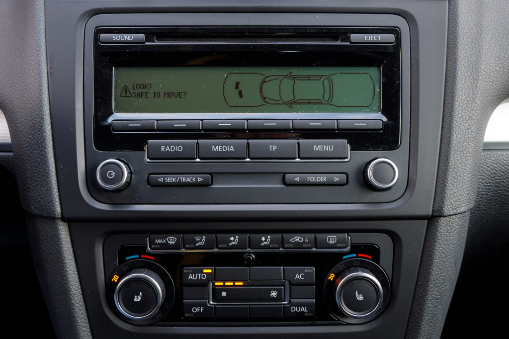 Volkswagen Golf VI TEAM фото 12