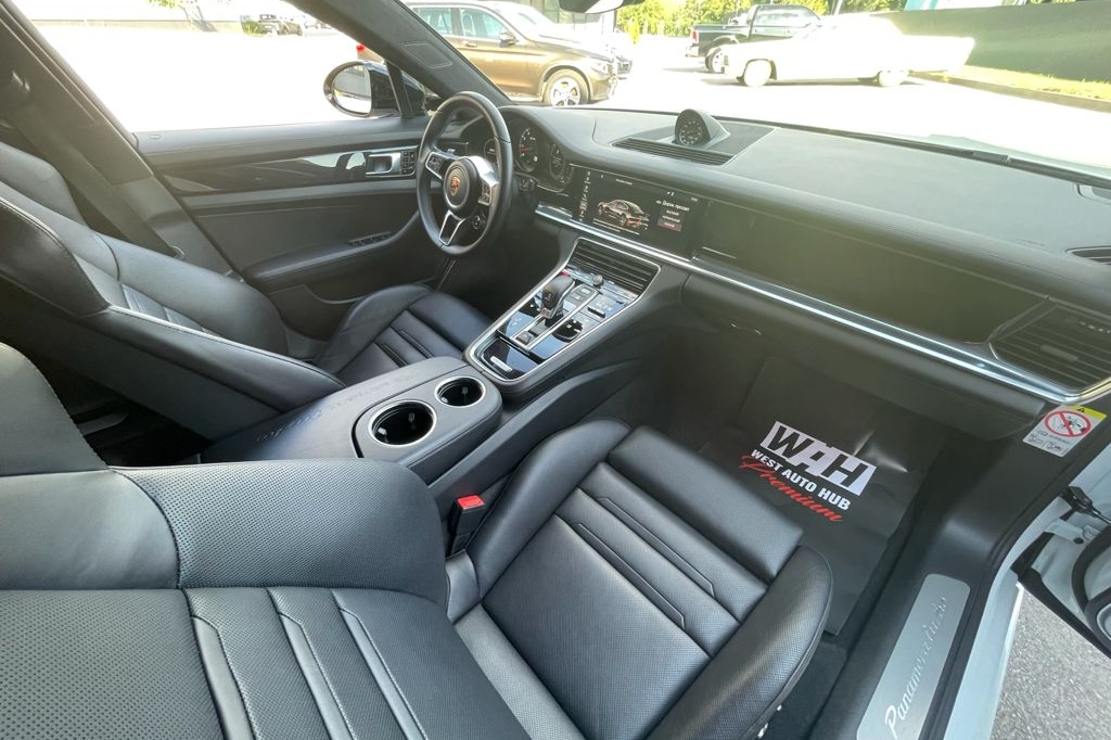 Porsche Panamera turbo 2017 фото 16