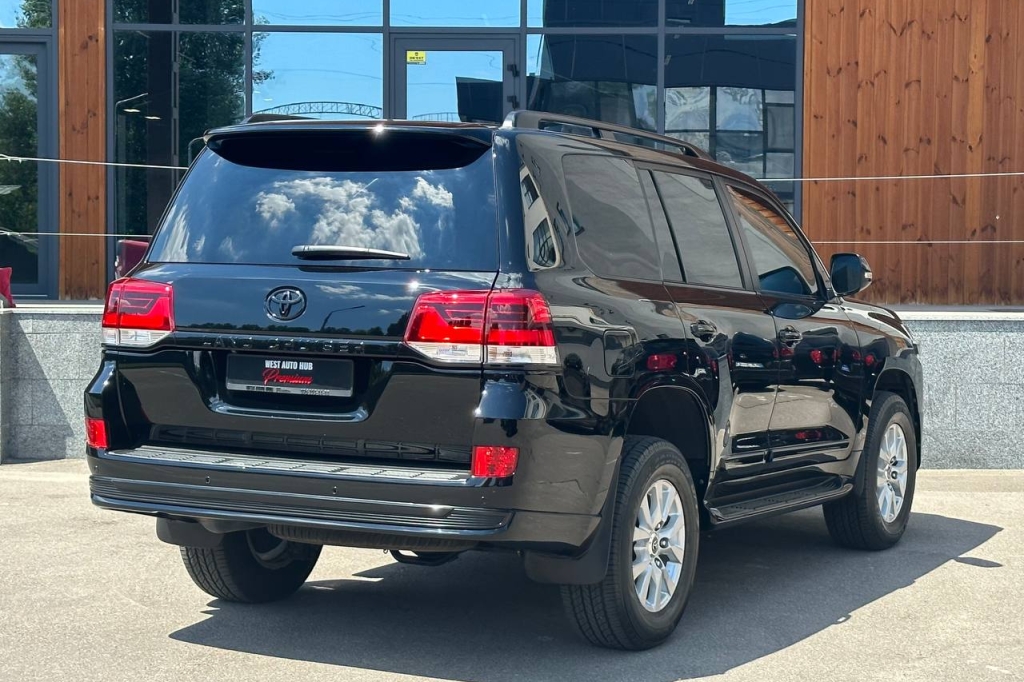 Toyota Land Cruiser 200 GUARD B6 2018 фото Toyota Land Cruiser 200 GUARD B6 2018 фото 6