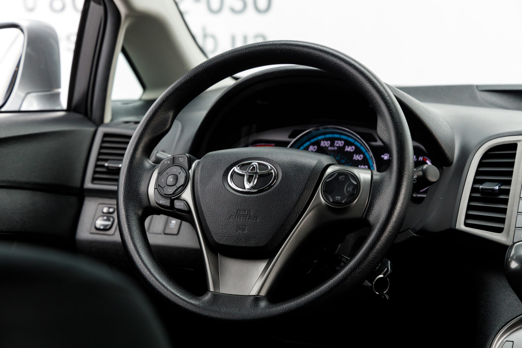 Toyota Venza 2.7 VVTi 2016 photo 25