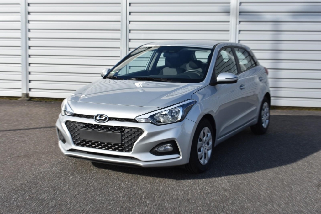 Hyundai i20 2020 фото 7