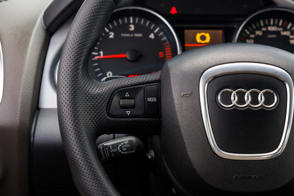 Audi Q7 SLine 2008 фото 21