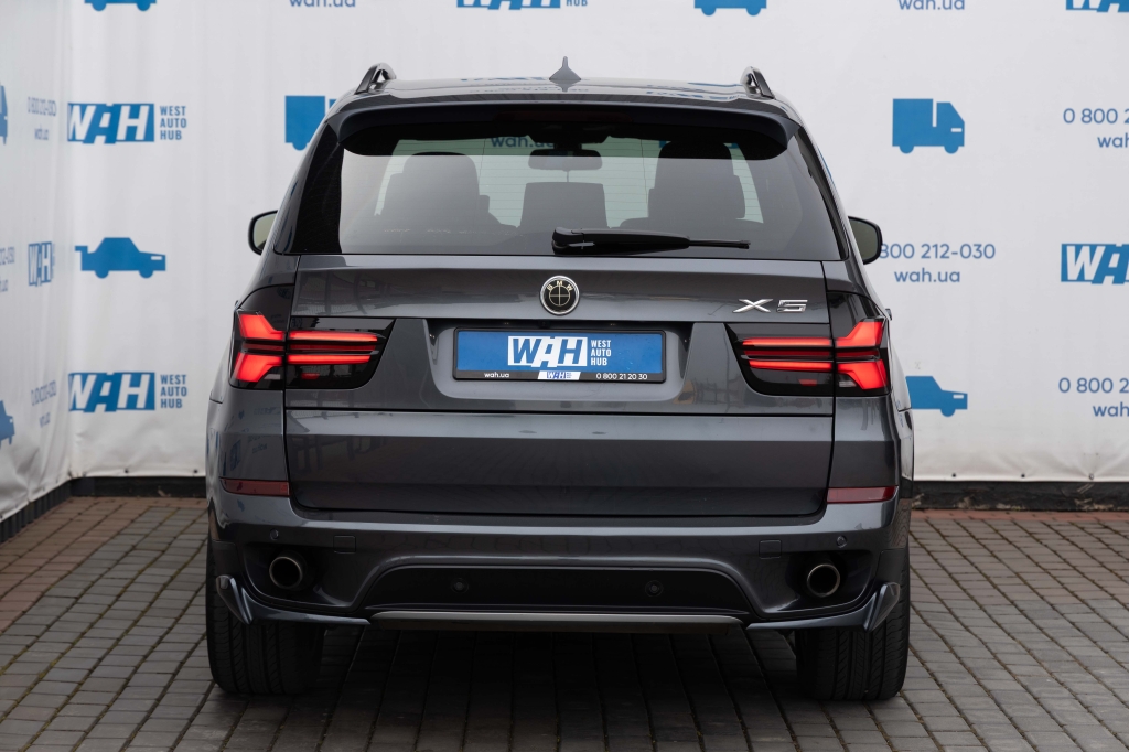 BMW X5 35i 2011 фото 7