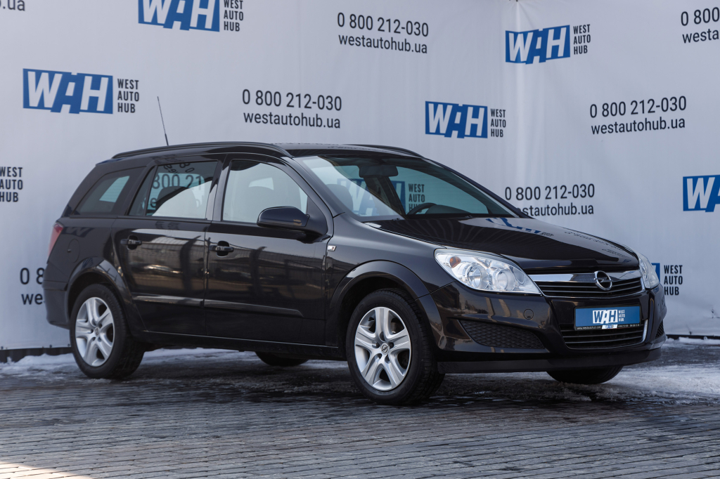 Opel Astra H фото 2