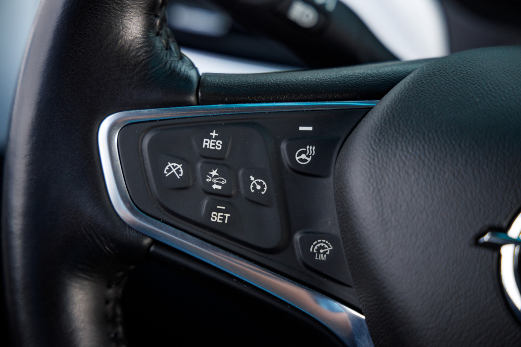 Opel Ampera-e 2018 фото 18