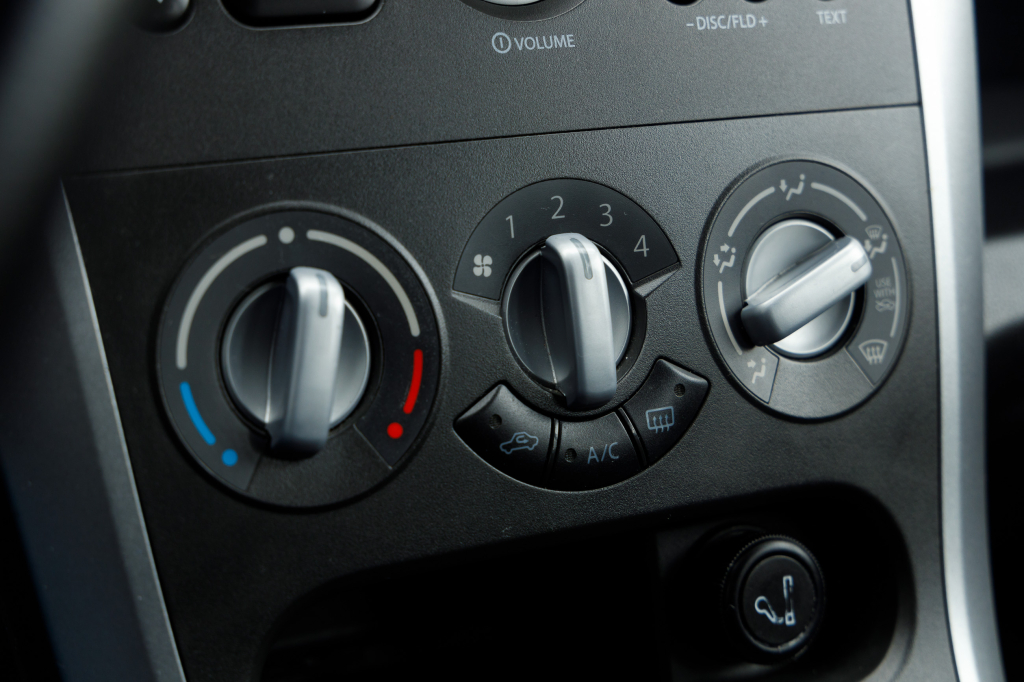 Opel Agila фото 15