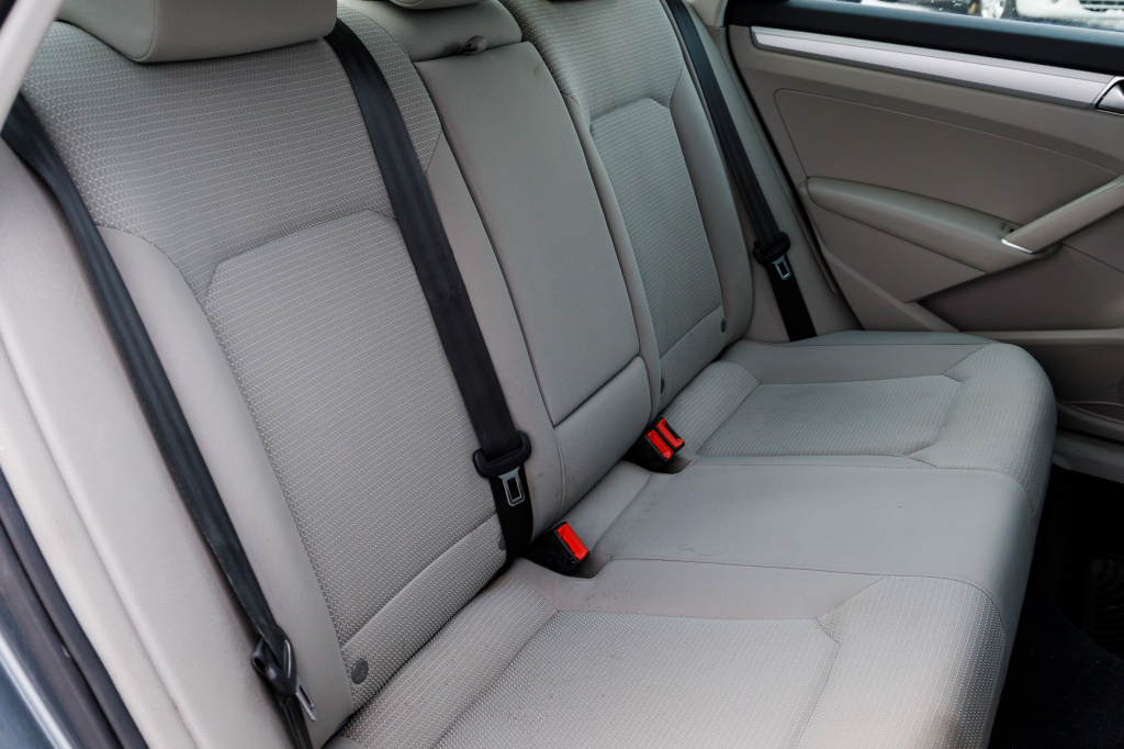 Volkswagen Passat S LED 2016 photo 14