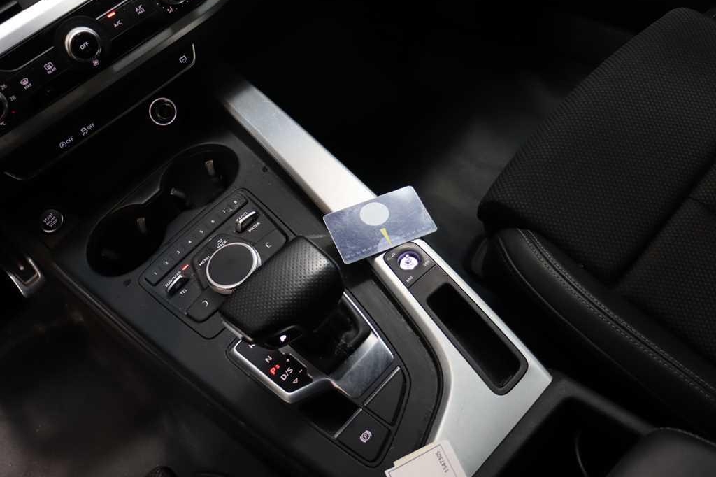 Audi A4 Avant 2016 фото 31