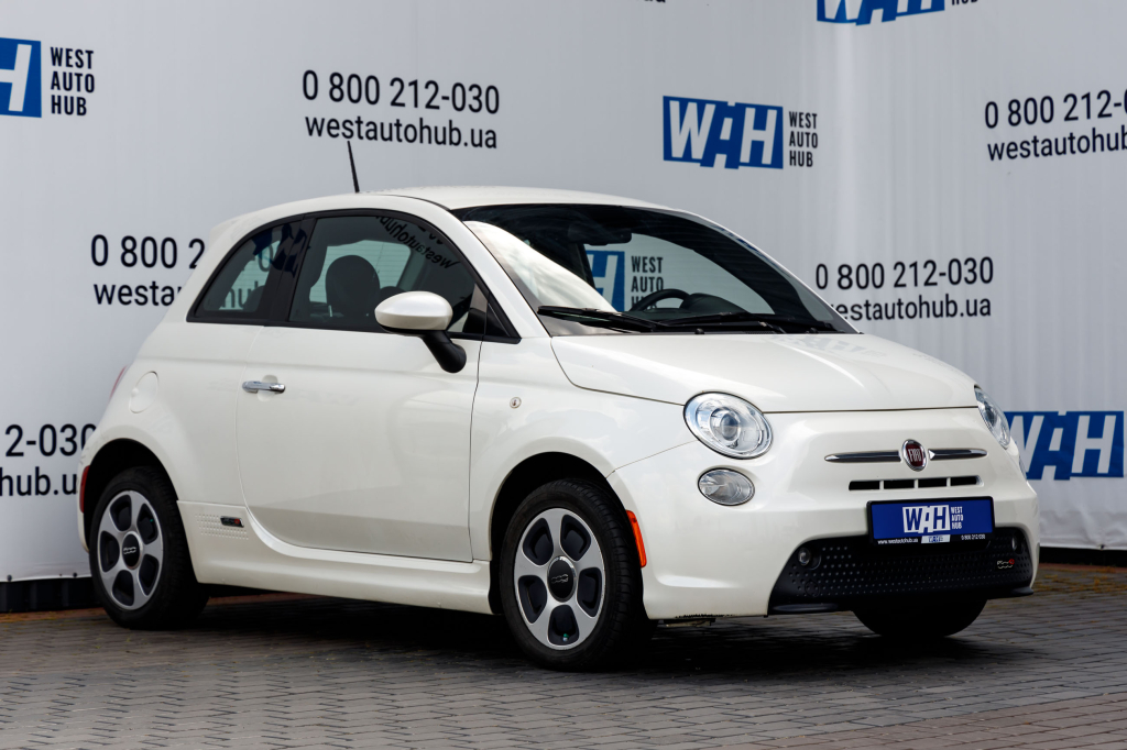 Fiat 500 E 2015 фото 16