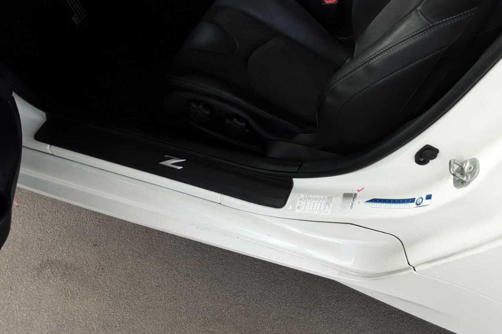 Nissan 370Z 2018 фото 23