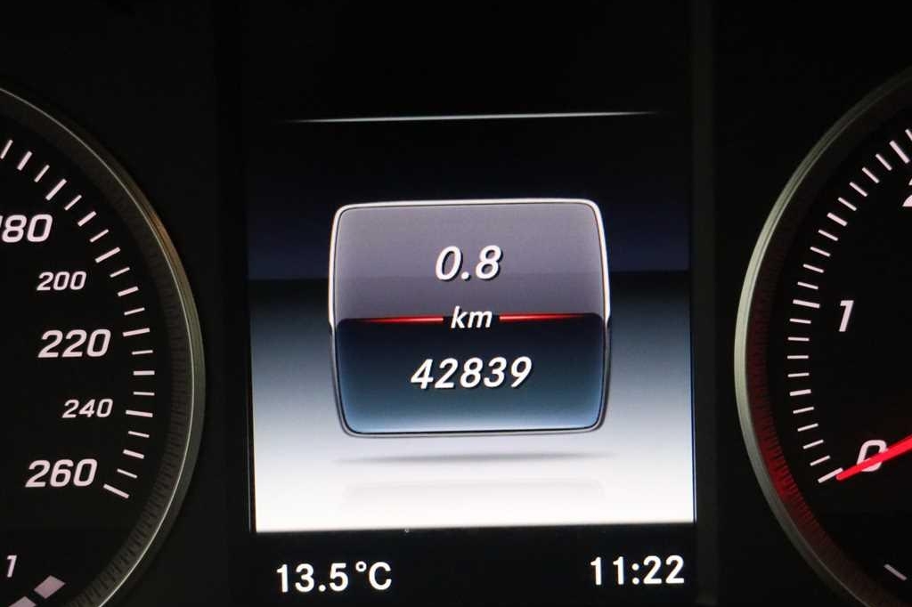 Mercedes-Benz C-Klasse 2017 photo 4