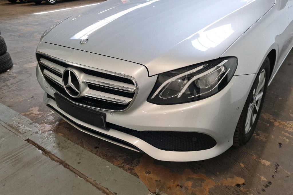 Mercedes-Benz E-Klasse 2017 фото 37