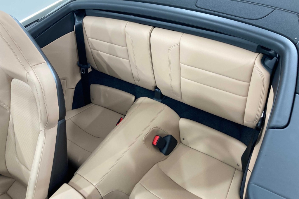 Porsche 992 Cabrio 2020 photo 10