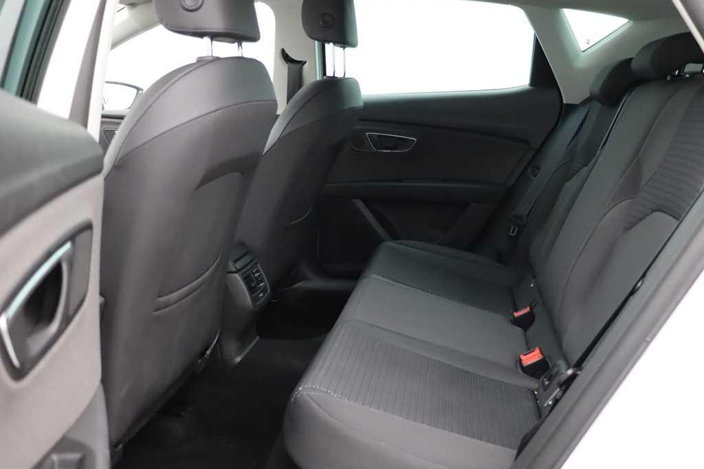 SEAT Leon 2017 фото 5