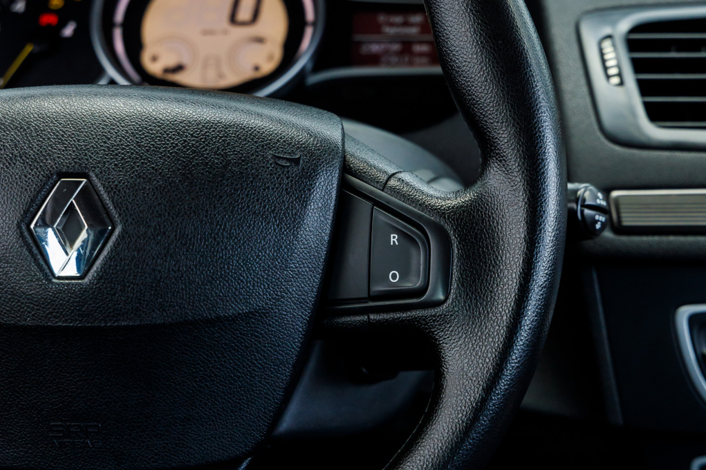 Renault Megane 2010 photo 7