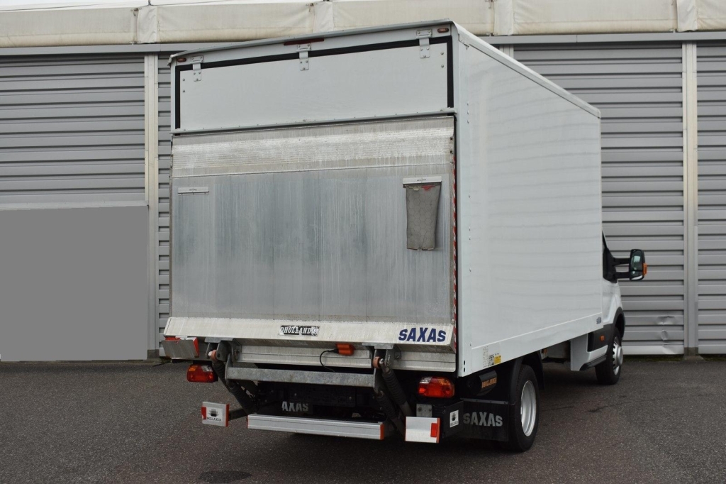 Ford Transit Koffer 2018 photo 1