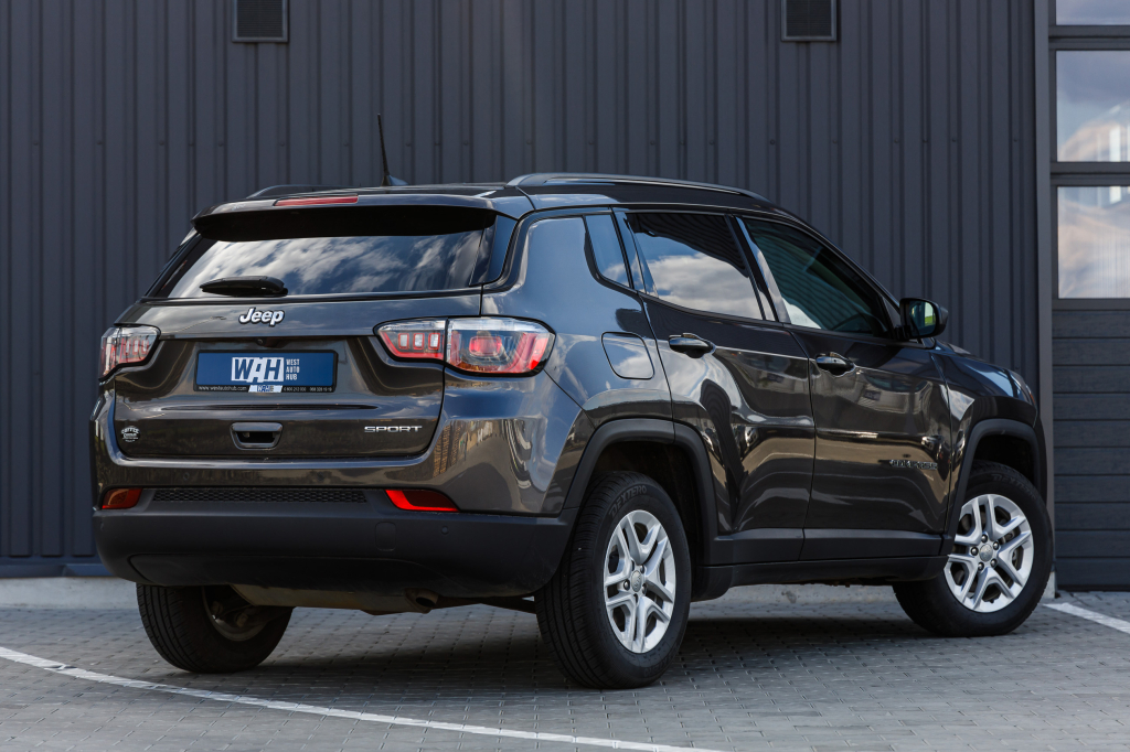 Jeep Compass 2018 фото 1