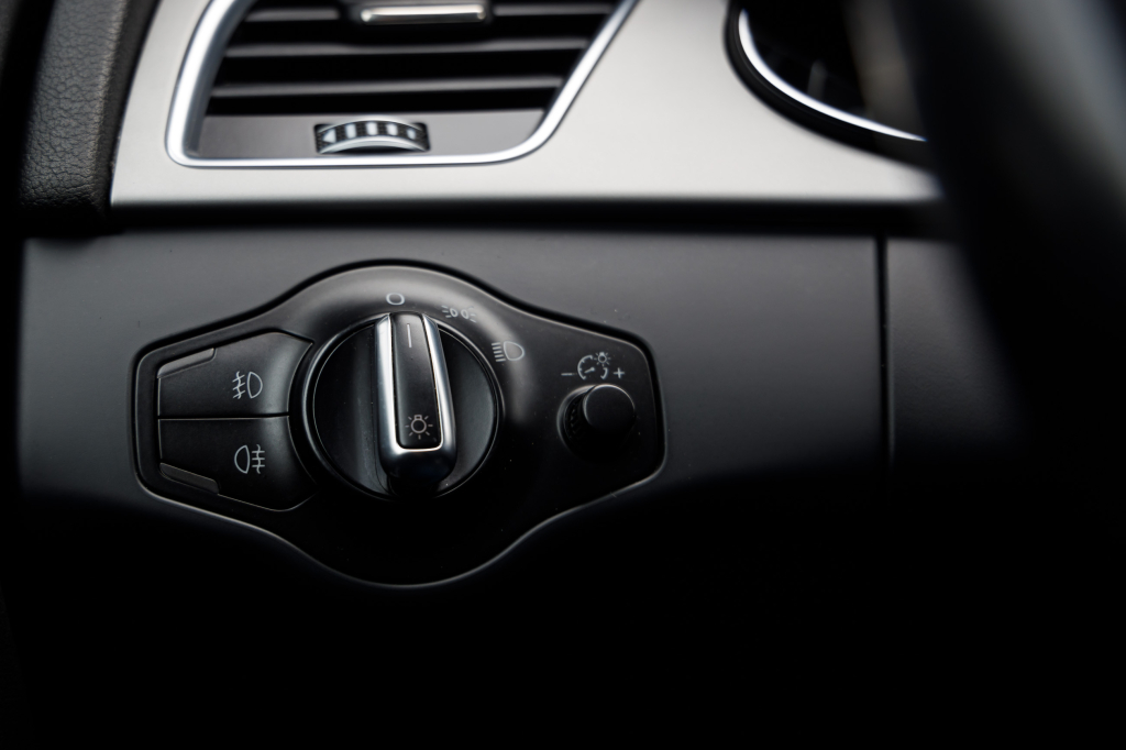 Audi A4 S Line photo 18