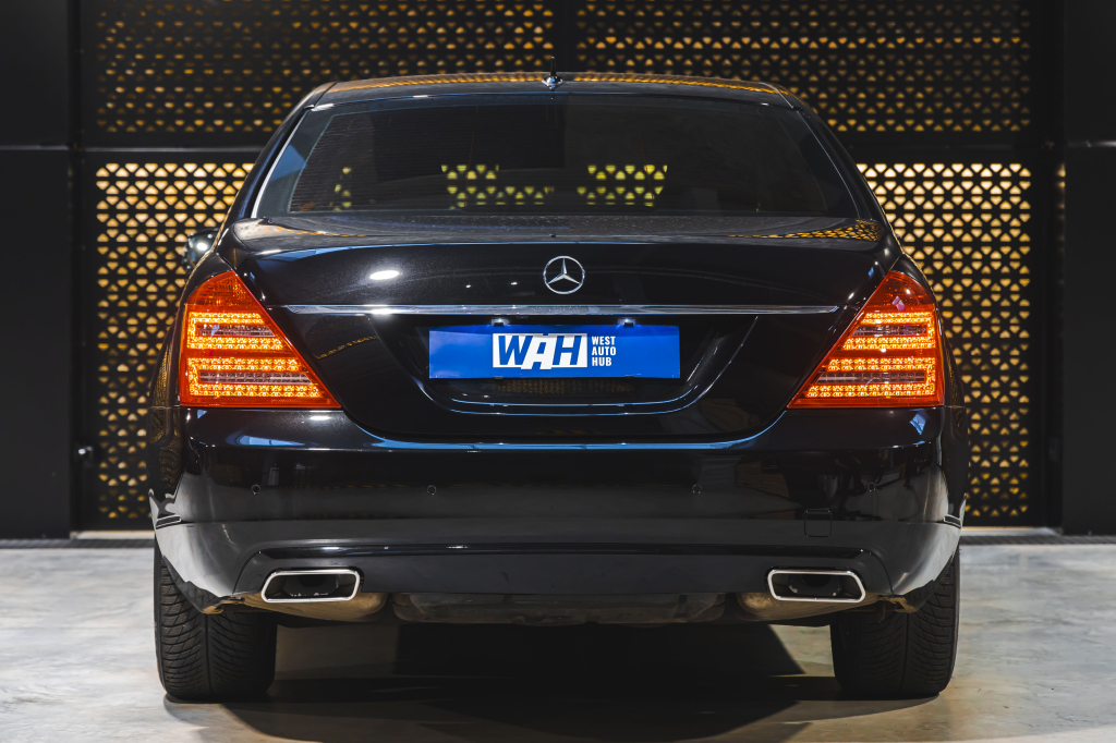 Mercedes-Benz S-Class 2011 photo 11