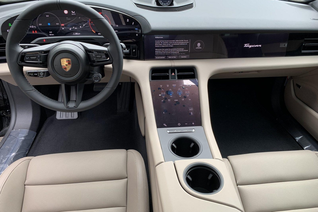 Porsche Taycan 2021 photo 5