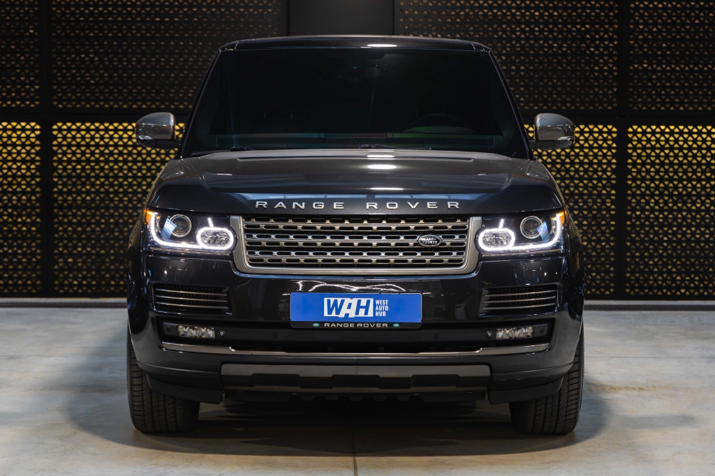 Land Rover Range Rover Vogue 2013 фото Land Rover Range Rover Vogue 2013 фото 3