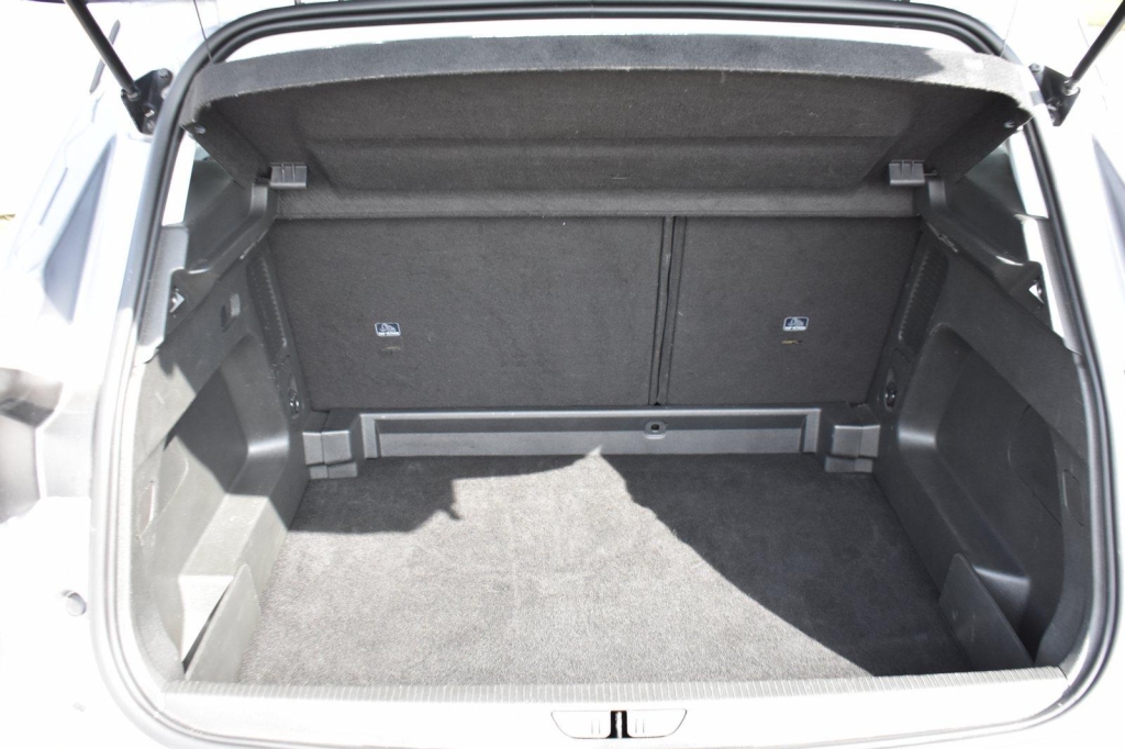 Opel Grandland X 2019 photo 3