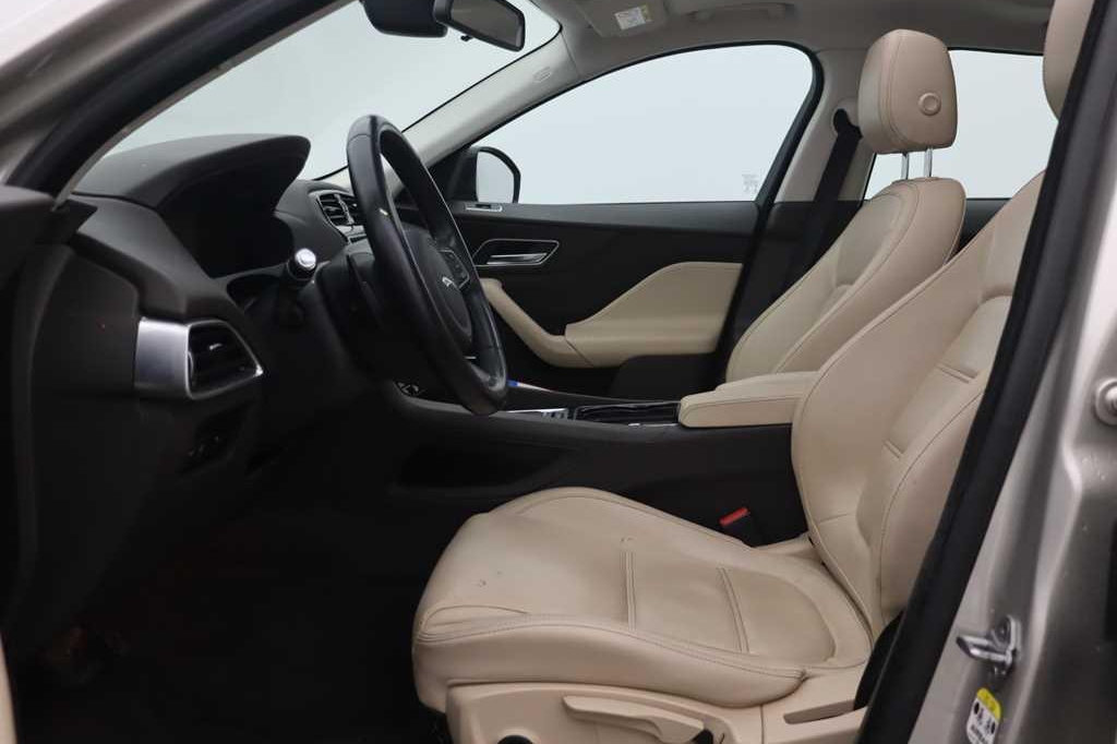 Jaguar F-Pace 2016 фото 1