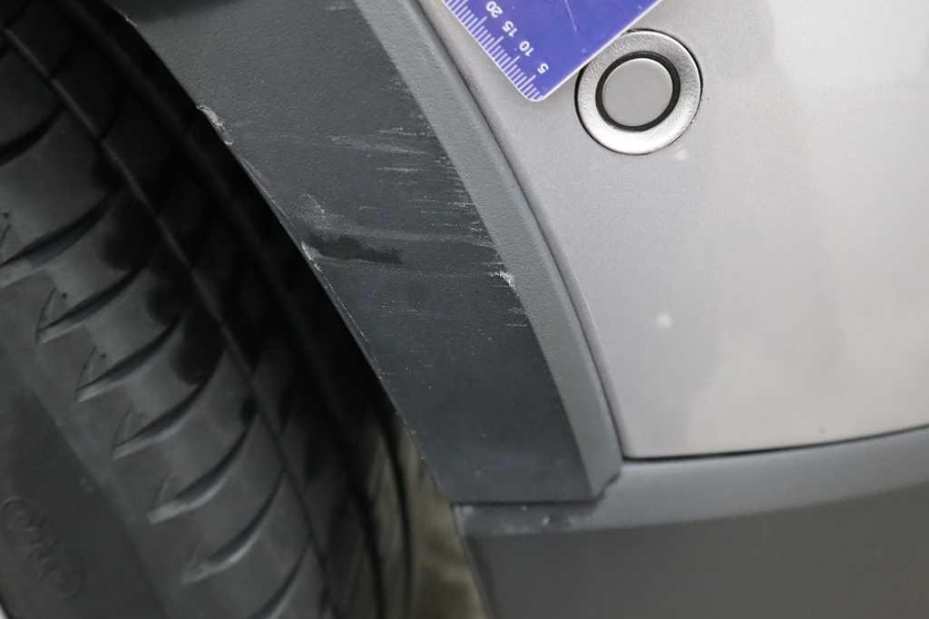 Toyota C-HR 2017 photo 50