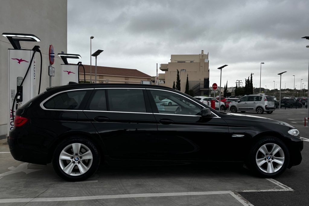 BMW 5er Touring 2011 фото BMW 5er Touring 2011 фото 4