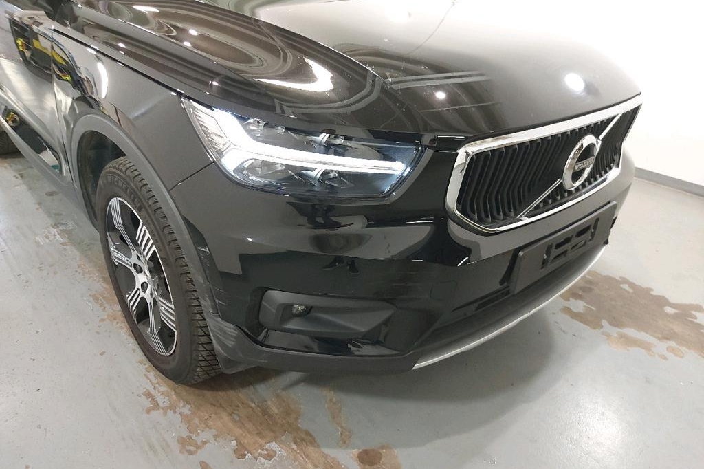 Volvo XC40 2020 фото 43