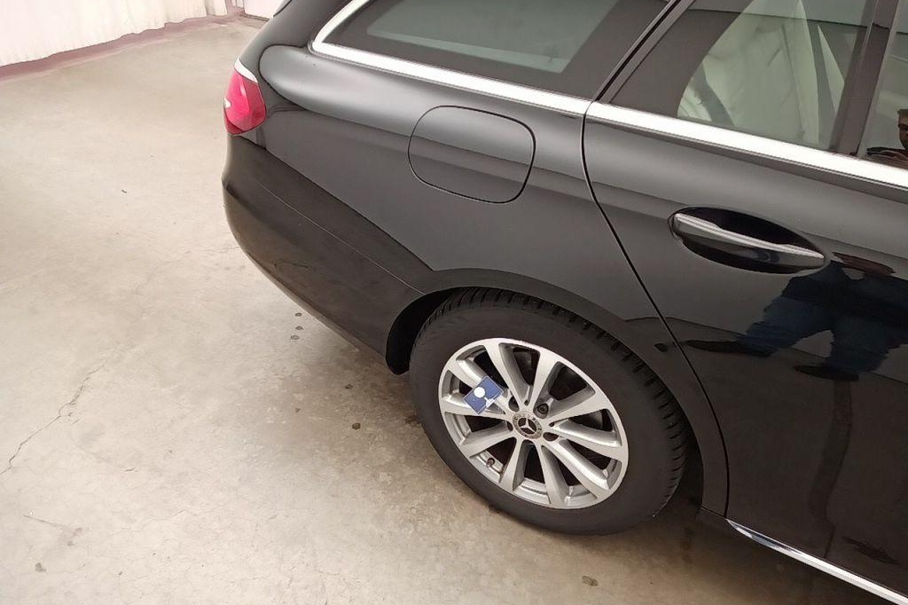 Mercedes-Benz E-Klasse 2018 фото 20