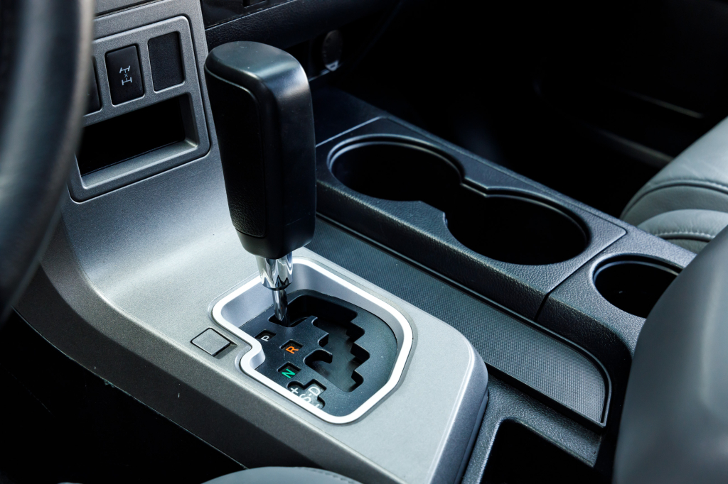 Toyota Sequoia 5.7 Dual VVT 2016 photo 6