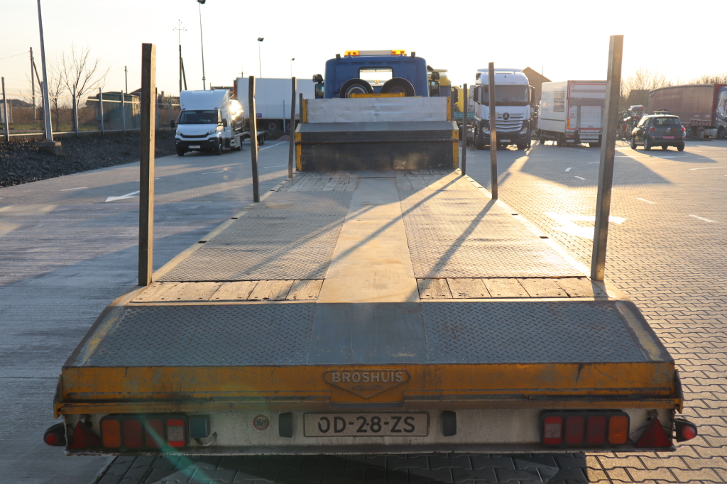 Broshuis 4AOU 1996 photo 8