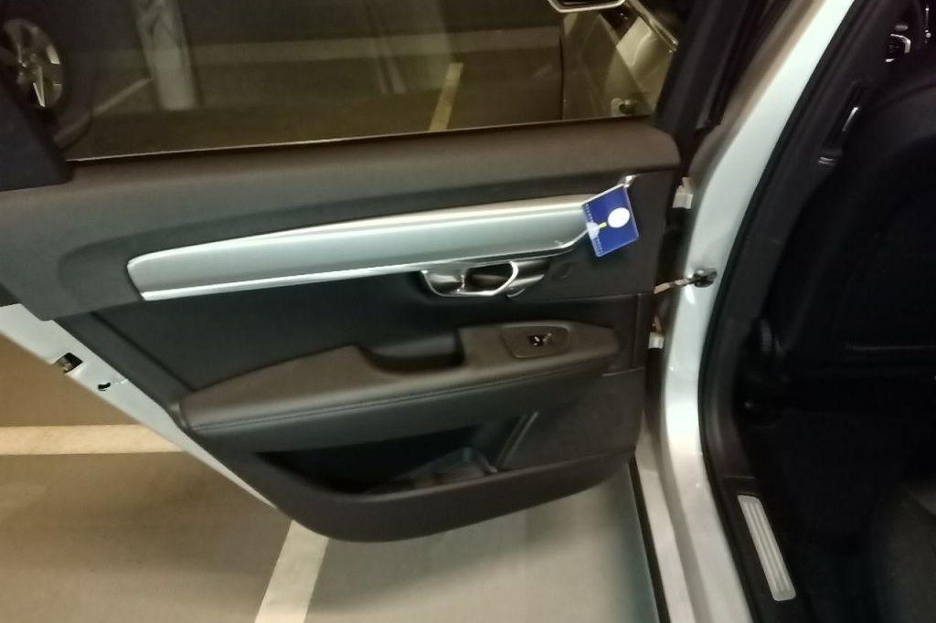 Volvo V90 2017 фото 21