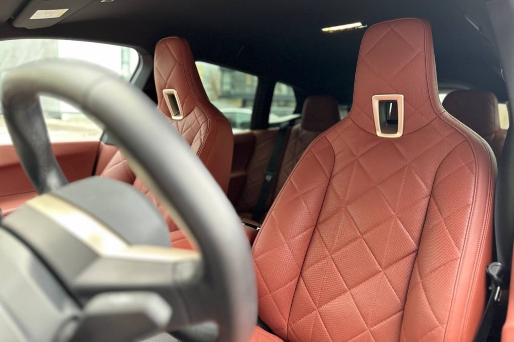 BMW iX xDrive40 2023 photo 13