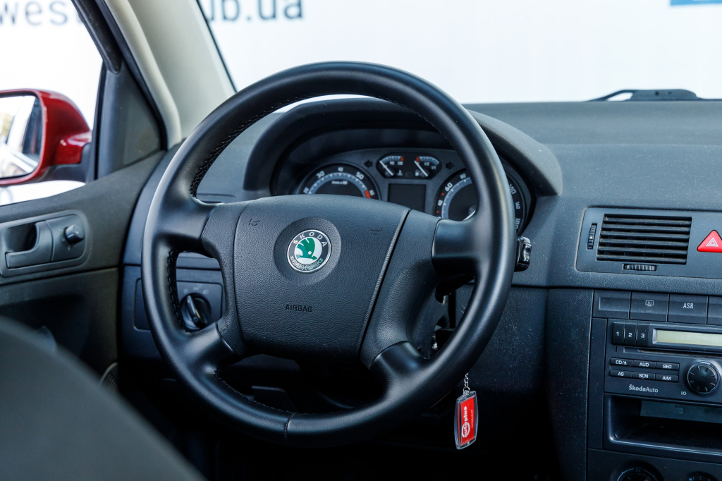 Skoda Fabia 2007 фото 7